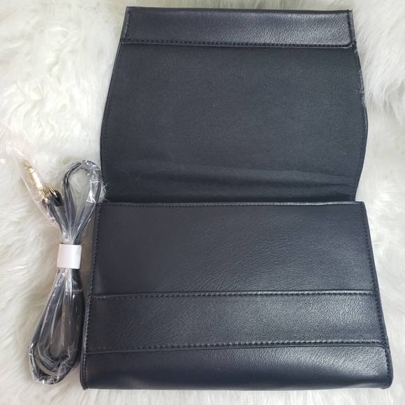 Celine Crossbody - Picture 3 of 6